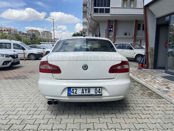 Skoda SuperB 1.4 TSI Comfort 2011 