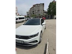 Sahibinden Volkswagen Passat 1.5 TSi Elegance  2021 Model  210.000 km Beyaz