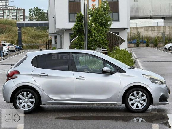 2015 PEUGOT 208 1.2 BENZİN OTOMATİK ACTVE 98BİNKM CAM GİBİ