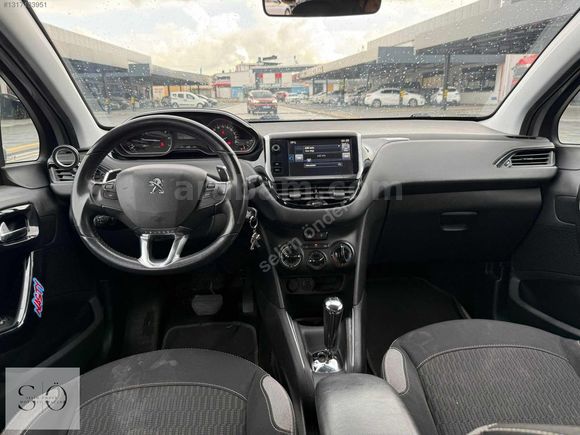 2015 PEUGOT 208 1.2 BENZİN OTOMATİK ACTVE 98BİNKM CAM GİBİ