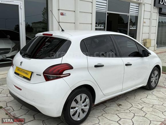 2016 PEUGEOT 208 1.2 ACCESS 81.000 km MANUEL