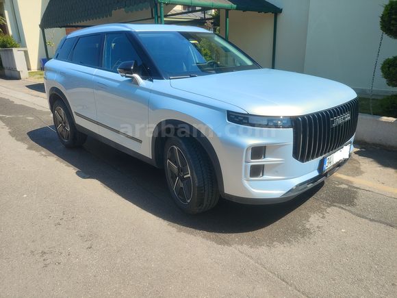ÇOK DÜŞÜK KİLOMETREDE HATASIZ, SIFIRDAN FARKSIZ JAECOO J7 4x4
