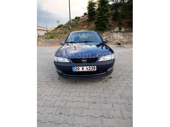 9 Yıllık SAHİBİNDEN VECTRA