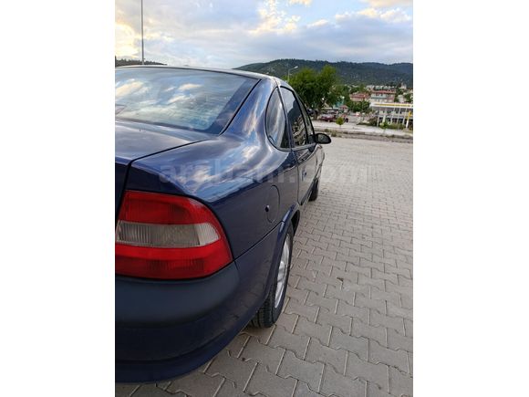 9 Yıllık SAHİBİNDEN VECTRA