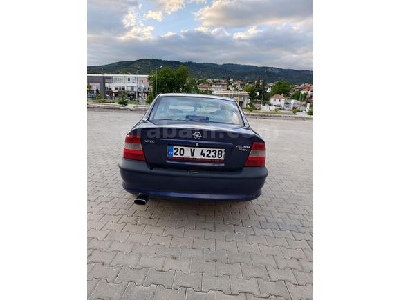 9 Yıllık SAHİBİNDEN VECTRA
