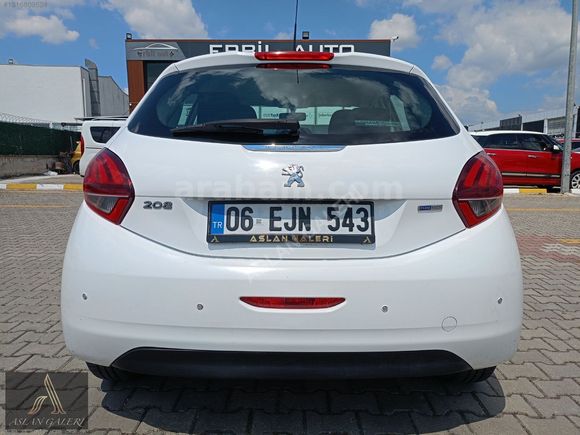 2016 MODEL DÜŞÜK KM TEK PARÇA BOYALI DEĞİŞENSİZ PEUGEOT 208