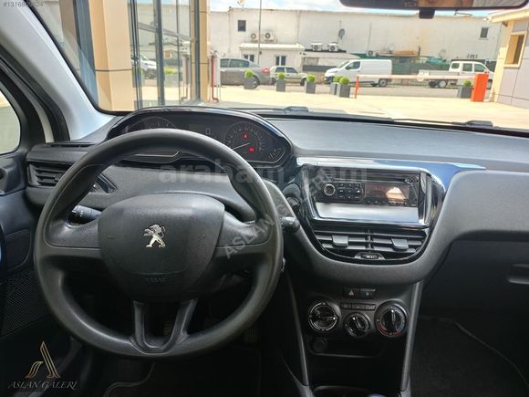 2016 MODEL DÜŞÜK KM TEK PARÇA BOYALI DEĞİŞENSİZ PEUGEOT 208