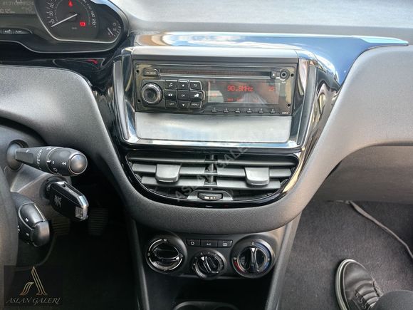 2016 MODEL DÜŞÜK KM TEK PARÇA BOYALI DEĞİŞENSİZ PEUGEOT 208