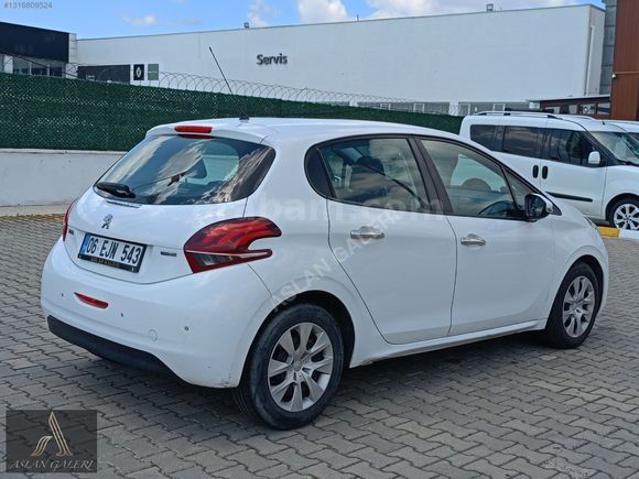 2016 MODEL DÜŞÜK KM TEK PARÇA BOYALI DEĞİŞENSİZ PEUGEOT 208
