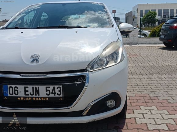 2016 MODEL DÜŞÜK KM TEK PARÇA BOYALI DEĞİŞENSİZ PEUGEOT 208
