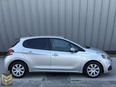 EKOL AUTO'dan 2017 PEUGEOT 208 OTOMATİK 113.000 KM-KKART12TAKSİT