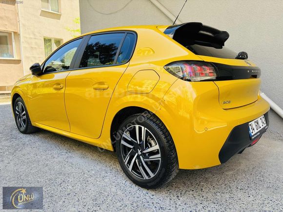 2023 PEUGEOT 208 1.2 OTOMATİK....