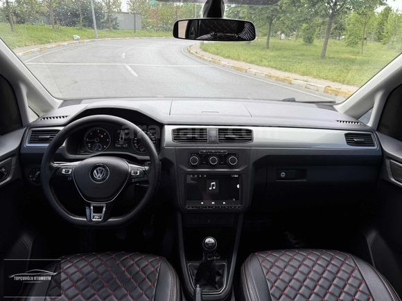 TOPÇUOĞLUNDAN 2015 CADDY COMFORTLİNE 210 BİNDE MANUEL BAKIMLI