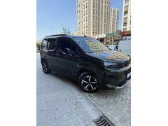 Sahibinden Peugeot Rifter 1.5 BlueHDI GT 2025 Model 