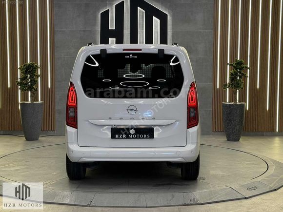 HZR MOTORS 2024 HATASIZ 2024 OPEL COMBO 1.5 D ULTİMATE