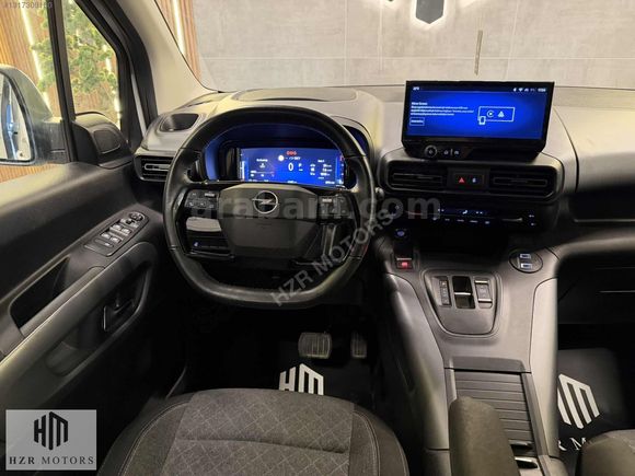 HZR MOTORS 2024 HATASIZ 2024 OPEL COMBO 1.5 D ULTİMATE