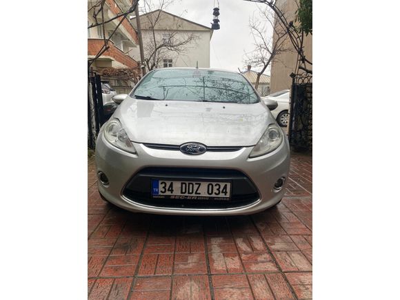 Sahibinden Ford Fiesta 1.4 Titanium 2012 Model