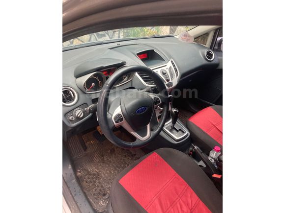 Sahibinden Ford Fiesta 1.4 Titanium 2012 Model