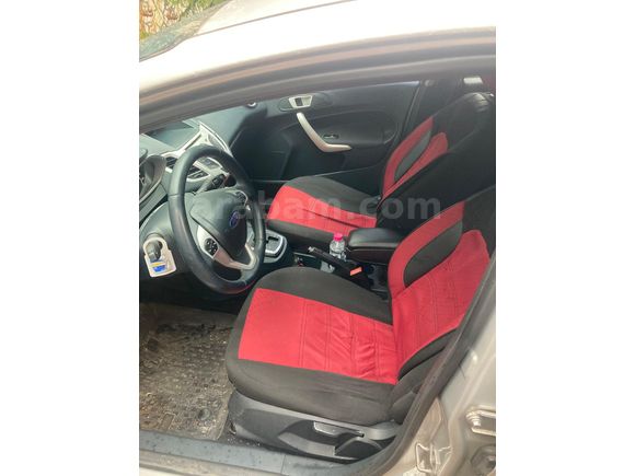 Sahibinden Ford Fiesta 1.4 Titanium 2012 Model