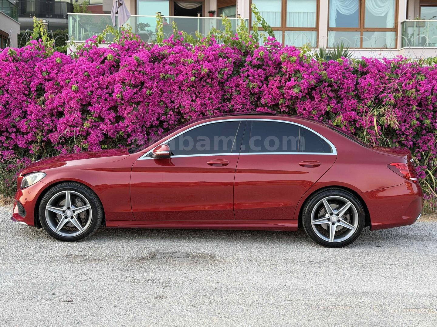 2.SAHİBİNDEN 2016 MODEL MERCEDES C200D AMG ÖZEL RENK KIRMIZI BAKIMLI 116.000 KM 5