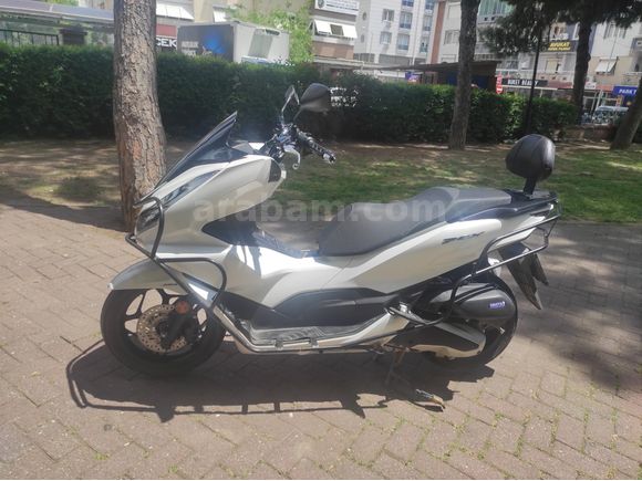 İLK SAHİBİNDEN SATILIK  HONDA PCX125 