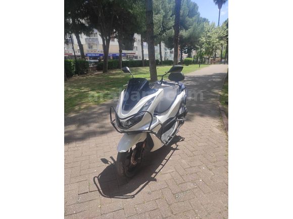 İLK SAHİBİNDEN SATILIK  HONDA PCX125 
