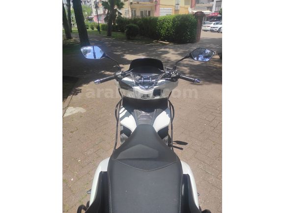 İLK SAHİBİNDEN SATILIK  HONDA PCX125 