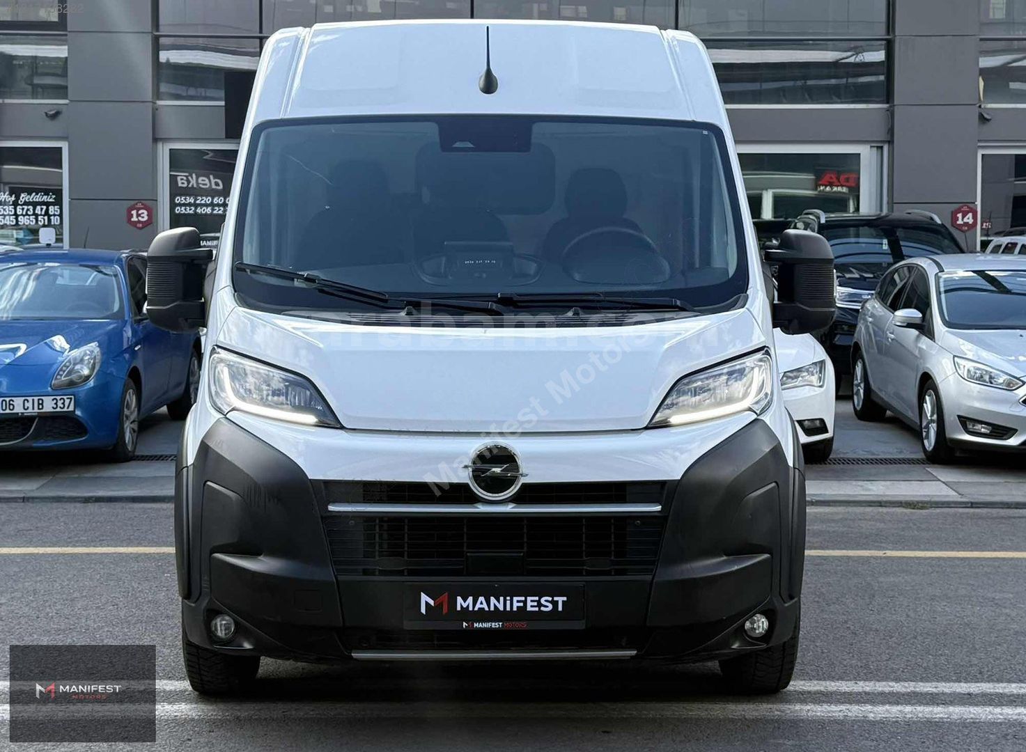 えむページ② Galeriden Opel Movano 2.2 2025 Model Ankara 81.000 km Beyaz