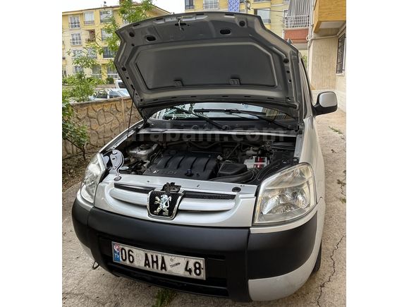Partner 2.0 HDI 2006 Model Klimalı, Çift Sürgülü, Bakımlı