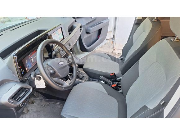 Sahibinden Ford Tourneo Courier 1.5 EcoBlue Titanium 2024 Model  28.600 km Gri