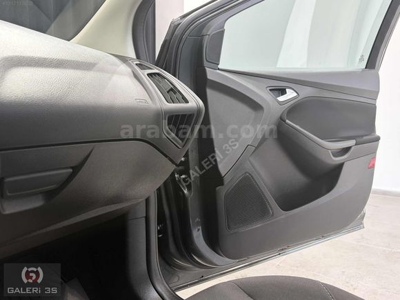 GALERİ 3S'DEN 2015 FORD FOCUS 1.5 TDCI STYLE 80'BİNDE POWERSHİFT