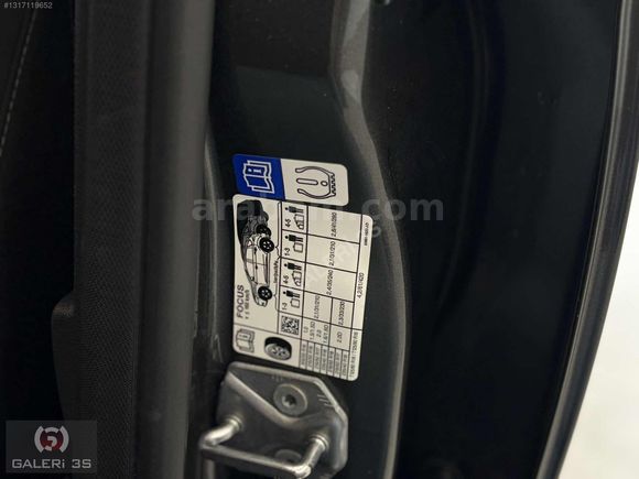GALERİ 3S'DEN 2015 FORD FOCUS 1.5 TDCI STYLE 80'BİNDE POWERSHİFT