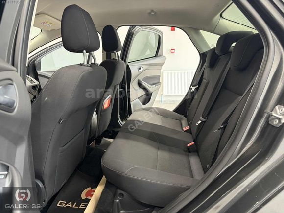 GALERİ 3S'DEN 2015 FORD FOCUS 1.5 TDCI STYLE 80'BİNDE POWERSHİFT