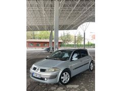 Sahibinden Renault Megane 1.6 Dynamique 2004 Model  341.000 km Gri (Gümüş)