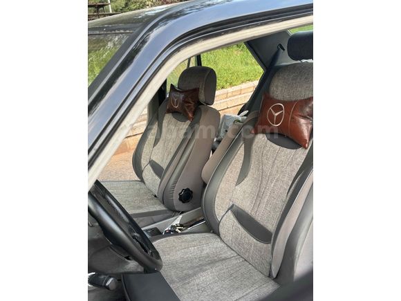 Sahibinden Mercedes - Benz E 200 1988 Model  595.000 km Siyah