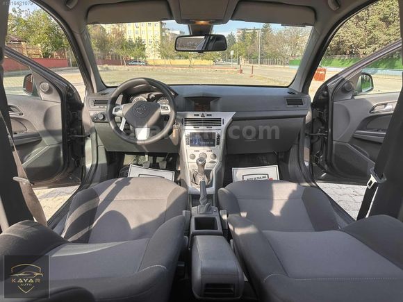 KAYAR AUTO`dan 2011 MODEL HATASIZ BOYASI OPEL ASTRA
