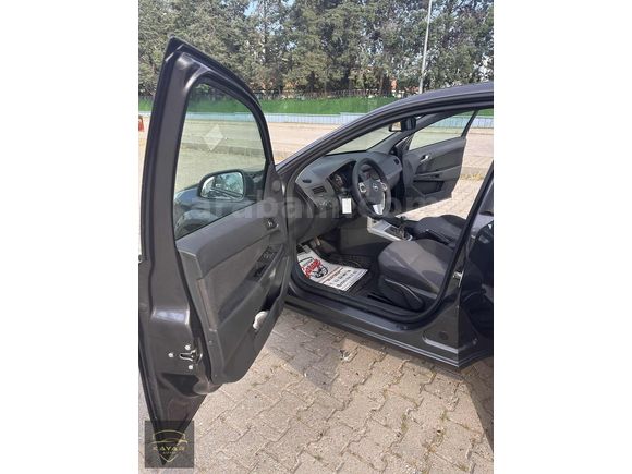 KAYAR AUTO`dan 2011 MODEL HATASIZ BOYASI OPEL ASTRA