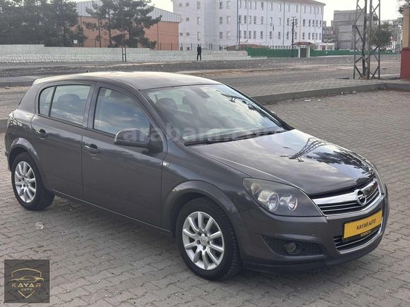 KAYAR AUTO`dan 2011 MODEL HATASIZ BOYASI OPEL ASTRA