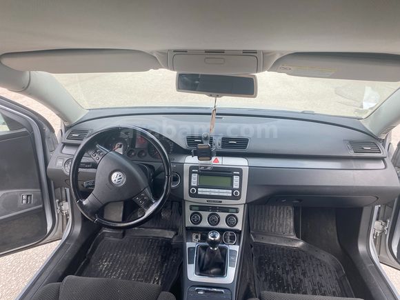 SAHİBİNDEN SATILIK TEMİZ PASSAT B6 TRENDLİNE