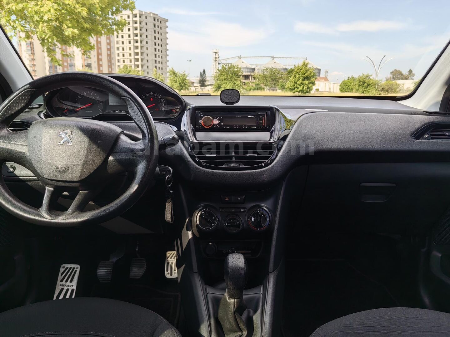 Sahibinden Peugeot 208 1.2 VTi Access 2012 Model Mersin 189.000 km Gri 2