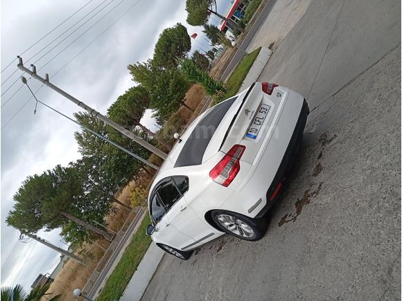 Sahibinden Citroen C5 1.6 e-HDi Executive 2013 Model  175.000 km Beyaz
