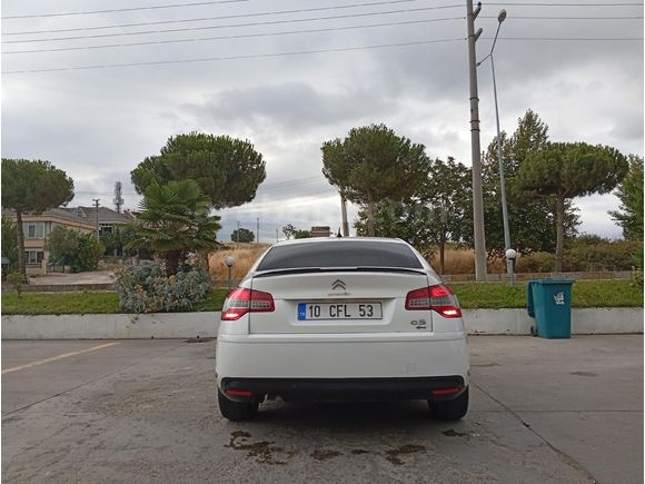 Sahibinden Citroen C5 1.6 e-HDi Executive 2013 Model  175.000 km Beyaz
