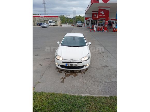 Sahibinden Citroen C5 1.6 e-HDi Executive 2013 Model  175.000 km Beyaz