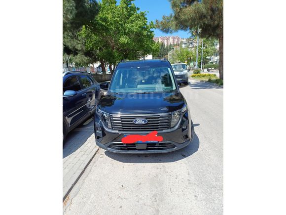 Sahibinden Ford Tourneo Courier 1.5 EcoBlue Titanium 2024 Model