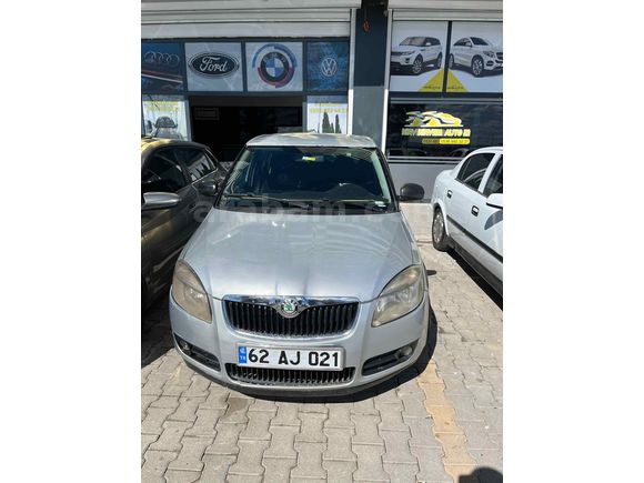 Galeriden Skoda Fabia 1.2 Ambiente 2010 Model Diyarbakır