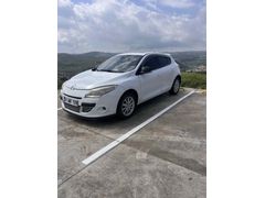 Sahibinden Renault Megane 1.5 dCi Privilege 2011 Model  240.000 km Beyaz