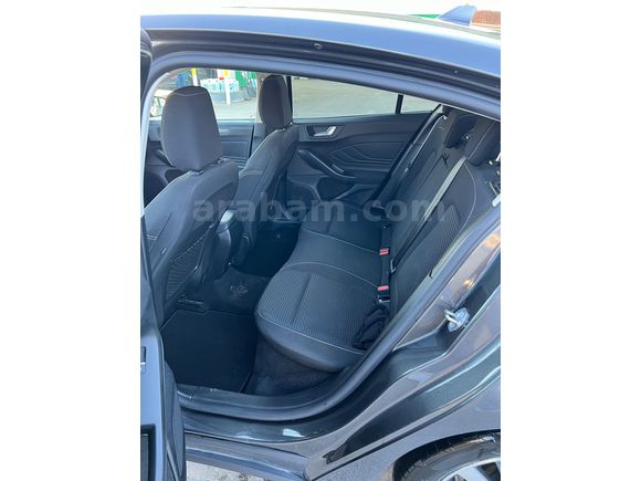Sahibinden Ford Focus 1.5 Ti-VCT Titanium 2022 Model 