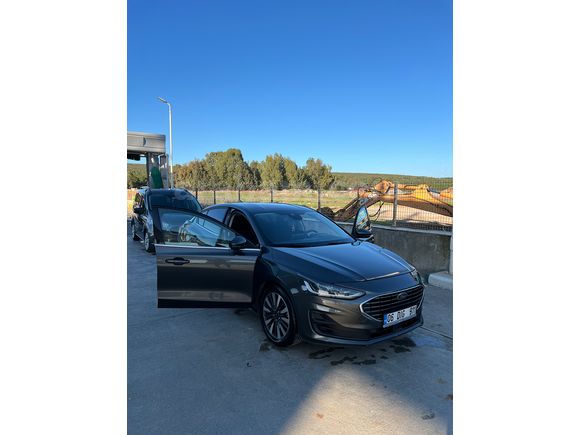 Sahibinden Ford Focus 1.5 Ti-VCT Titanium 2022 Model 