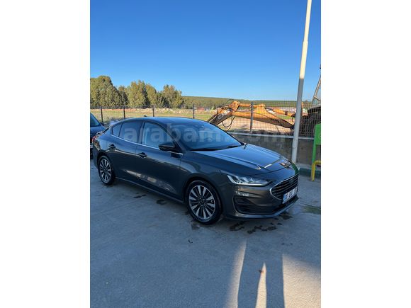 Sahibinden Ford Focus 1.5 Ti-VCT Titanium 2022 Model 