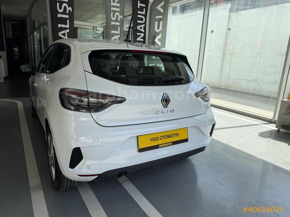 K.KARTINA 12 TAKSİT-CLİO 5 EVOLUTİON X-TRONİC 90 HP